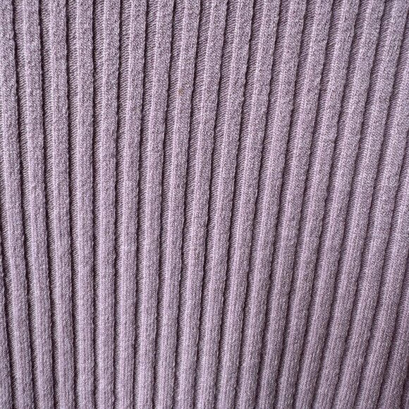EUC Eileen Fisher Lavender Funnel Neck Long Sleeve Sweater in Women's Medium - Picture 4 of 7